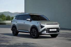 Kia Clavis | Khabrain Hindustan | Electric vs ICE | Buy in 2025 |