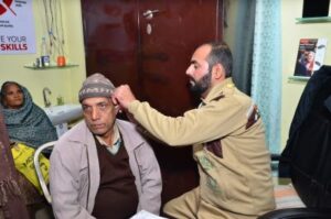 डेरा | Khabrain Hindustan | स्वास्थ्य जांच शिविर |